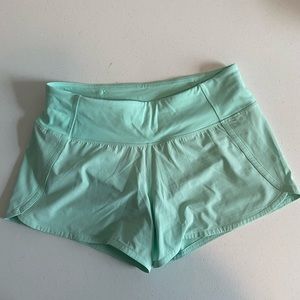 lululemon Speed Up Shorts 4” size 6